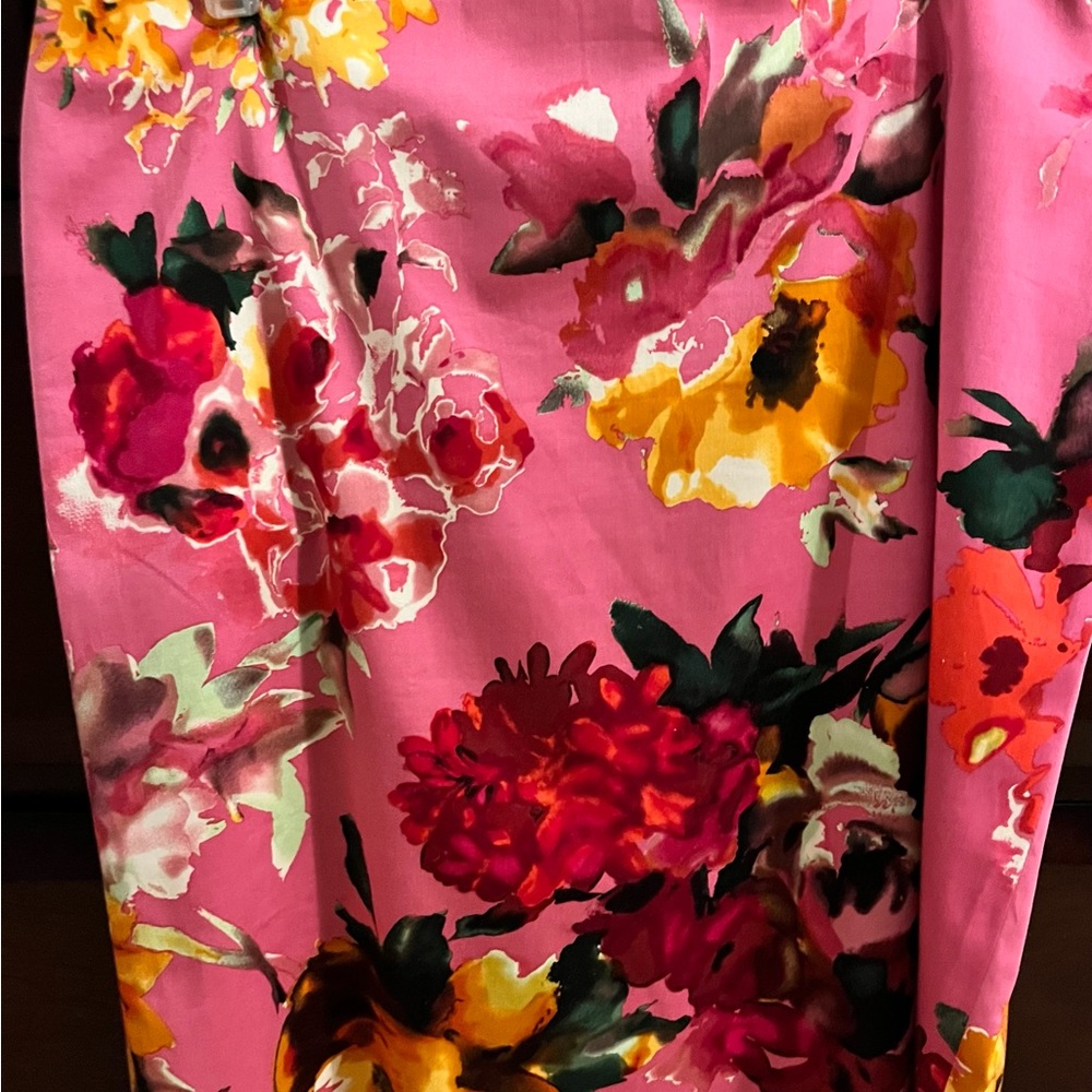 NWT Floral Talbots skirt with small slit Sz 14